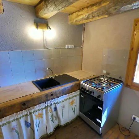 Luxury tent Bordes Pirineu, Pintor Areu